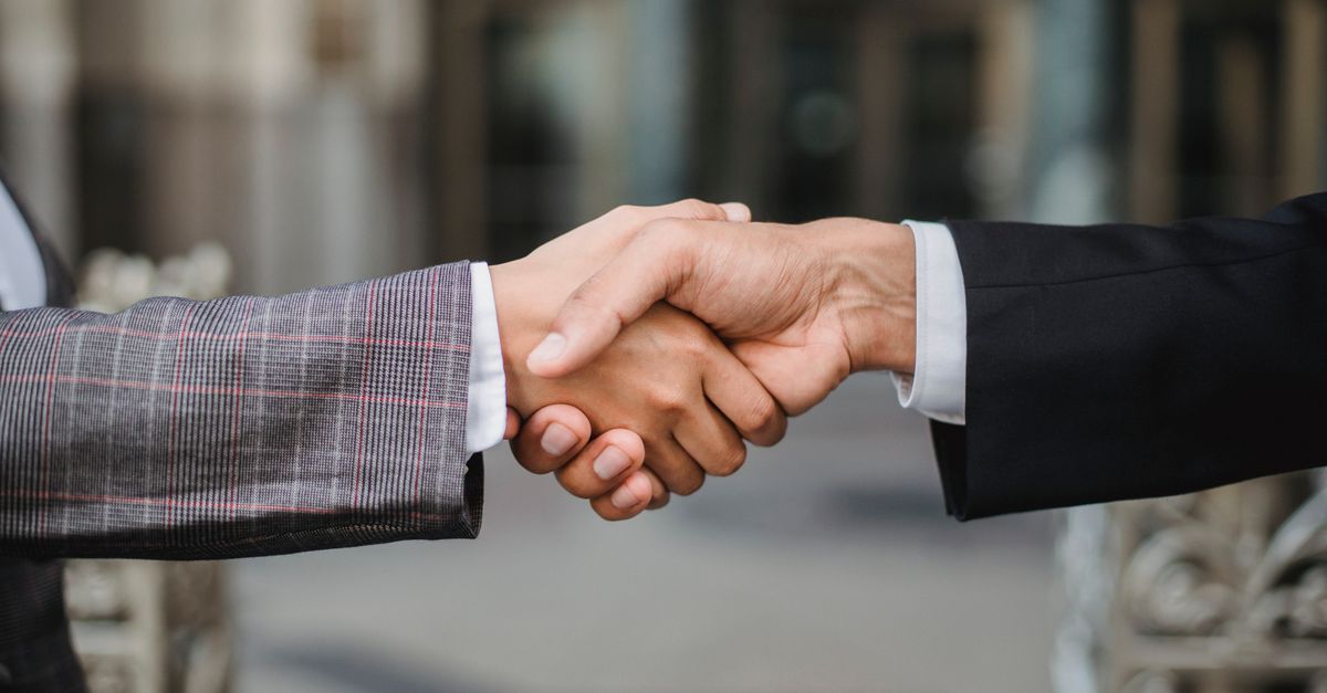B2B Content Strategy: How to Attract Decision-Makers with Your Content