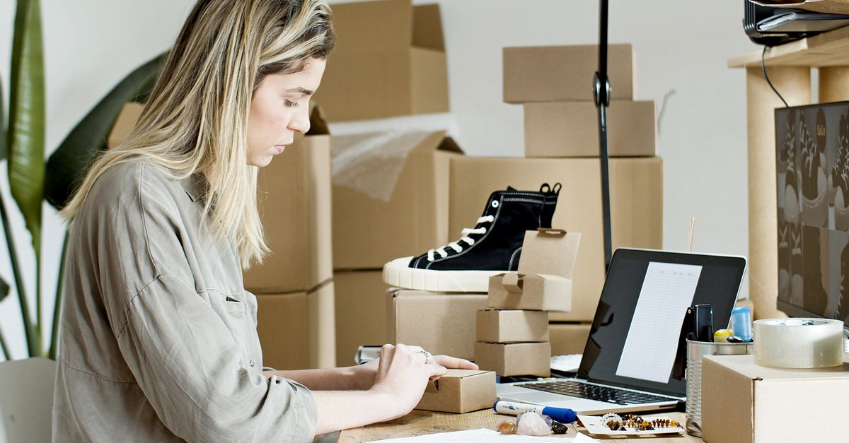 Fashion E-commerce Marketing 2026: Stand Out & Sell More
