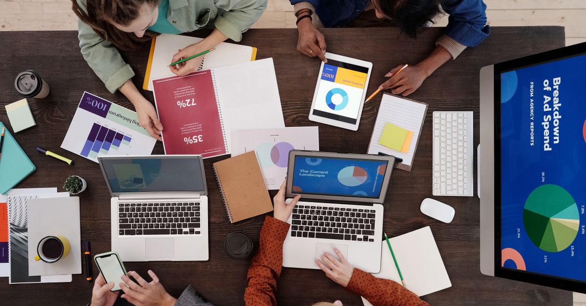 SEO vs Google Ads: Which Should Your Business Choose in 2026?